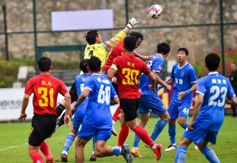 阿贾克斯内部会议纪要流出——窗口期强势反弹，中超使命明确，临场指挥获称赞(费耶诺德对阿贾克斯精彩纷呈的比赛)-竞技宝娱乐